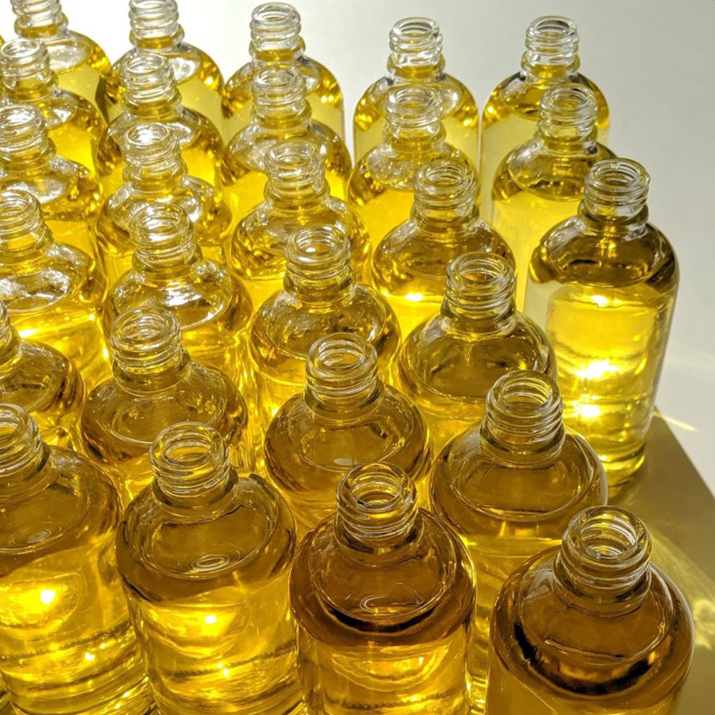 How to use your cleansing oil: Mint & Next Level